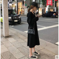 恋名媛孕妇春装网红套装过年潮辣妈个性孕妇裙洋气上衣时尚春秋款连衣裙