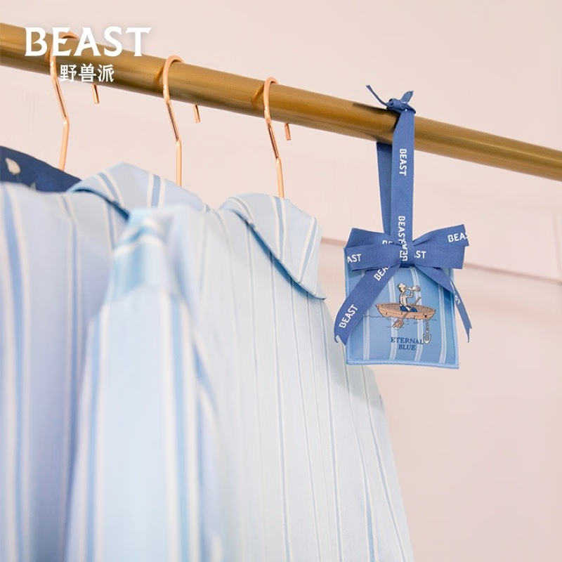 野兽派(THE BEAST)海阔天空两用香包香挂高清大图