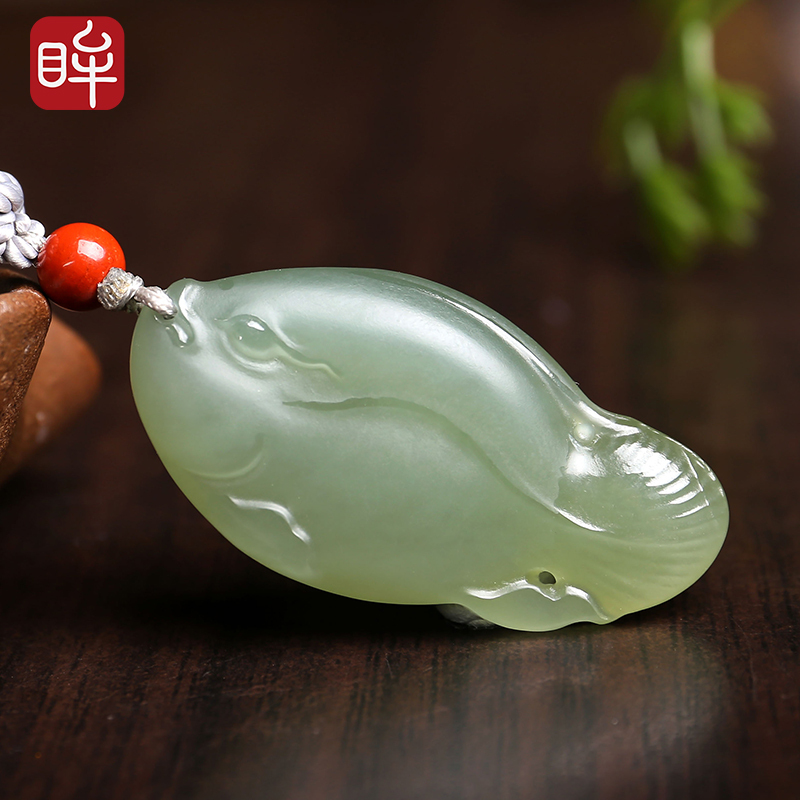 印象眸和田玉富贵鱼吊坠浅青玉鱼鱼富贵玉石挂件附送证书