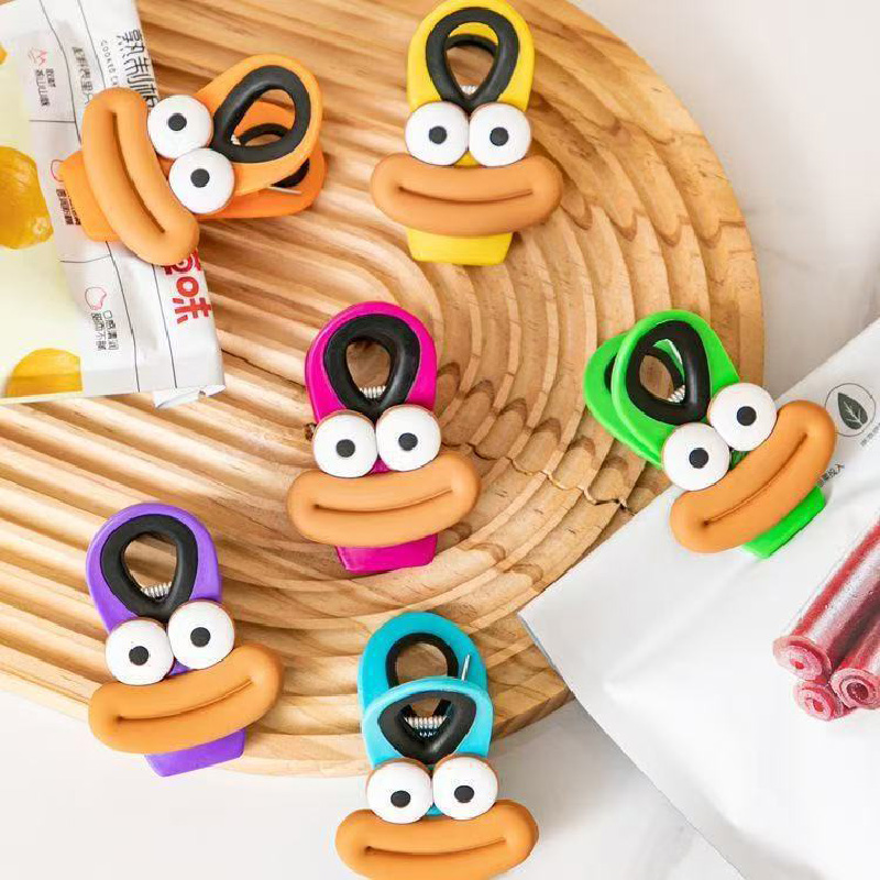 冰箱磁吸零食夹照片夹多功能厨房家用创意塑料食品密封夹封口夹 黄色