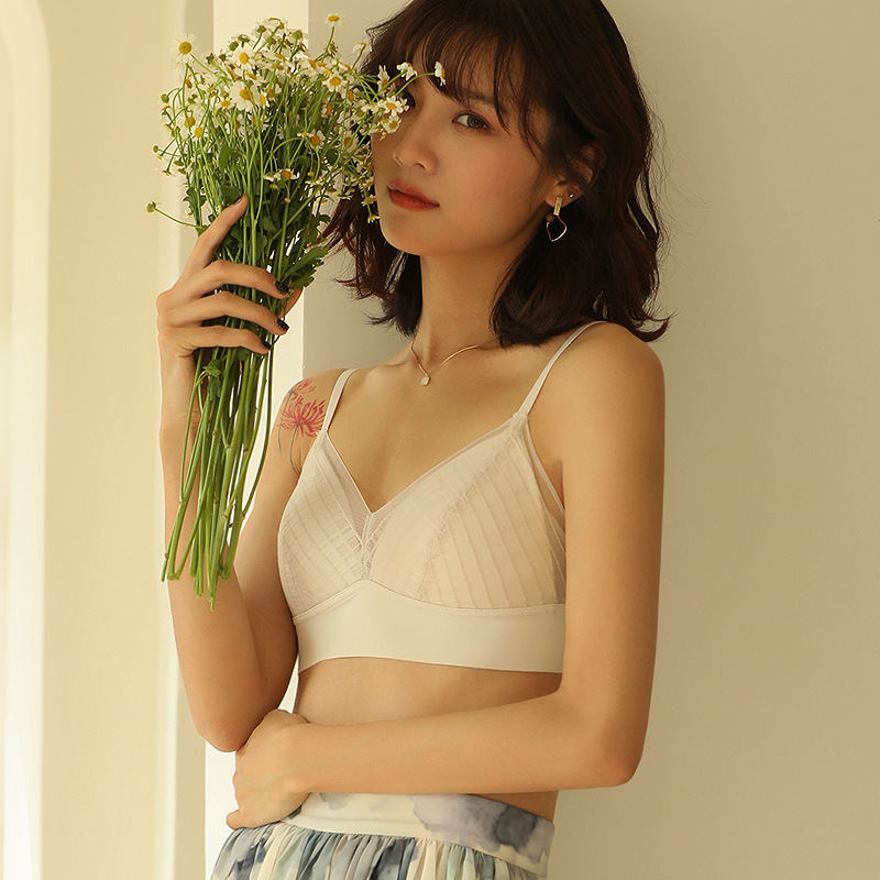 俞兆林冰丝抹胸夏季薄款透气内衣女蕾丝内搭裹胸文胸防走光网红美背背心