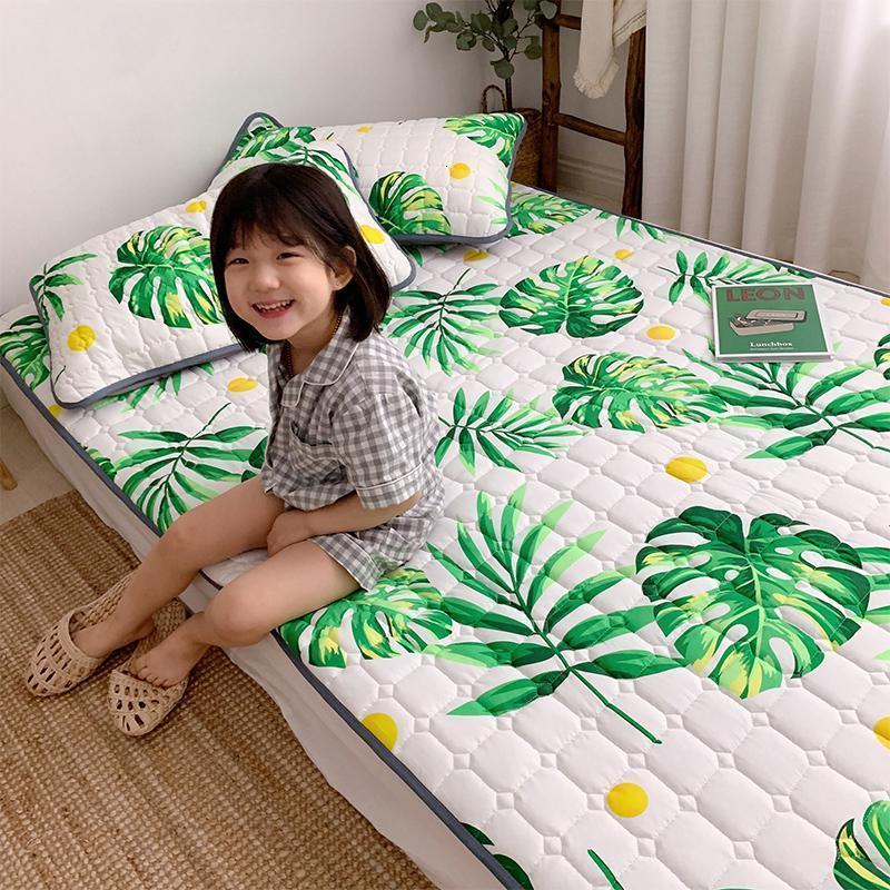美帮汇儿童榻榻米床垫0.9m单人学生宿舍软垫床褥家用保护垫薄款垫被褥子 香格里拉（不含枕套） 120×200cm