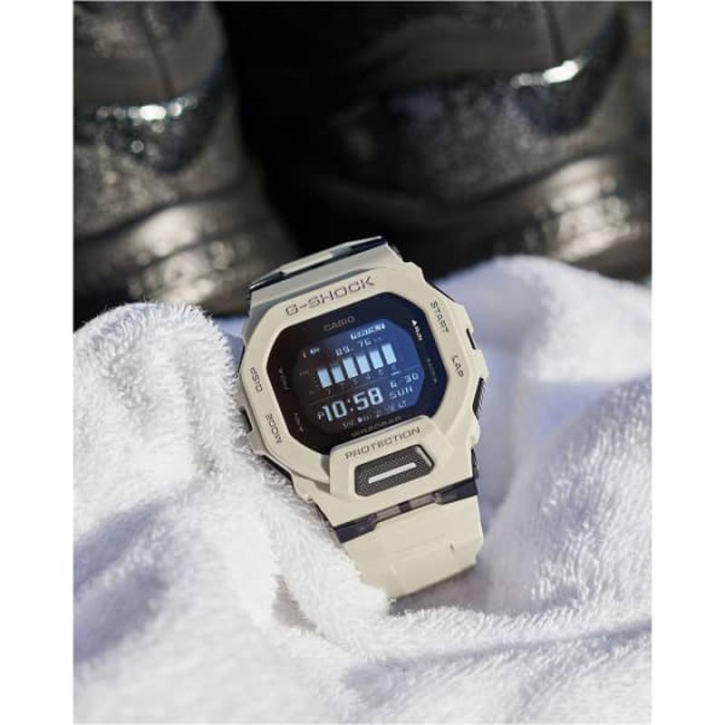 卡西欧(CASIO)男士运动智能手表蓝牙连接健康管理防水20Bar步骤计时器