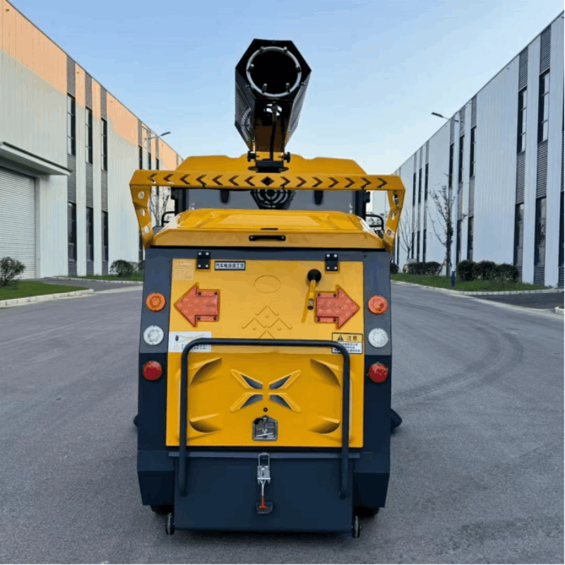 电动四轮扫地清洁车图片