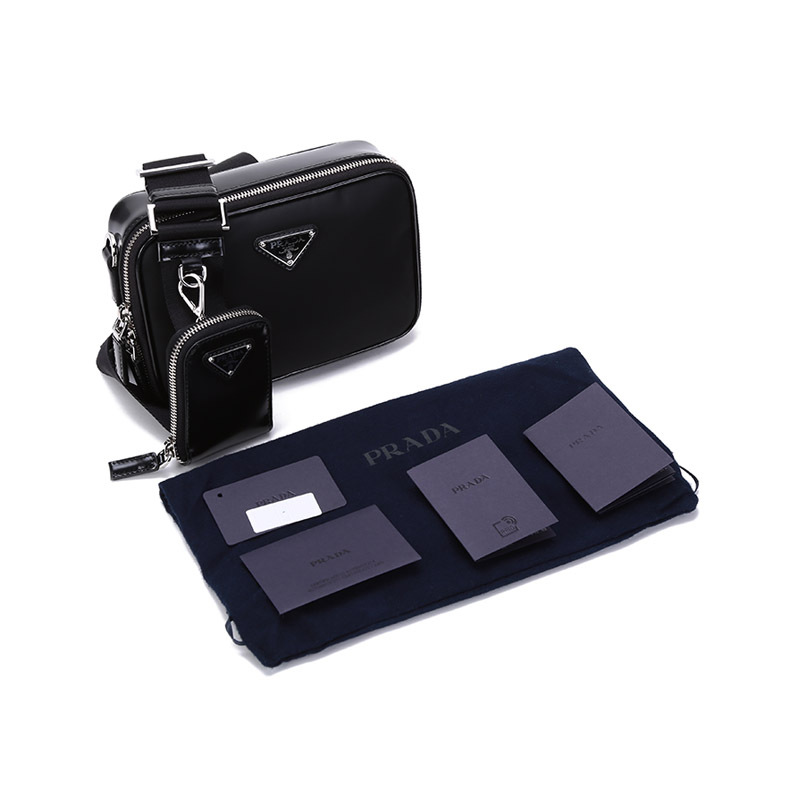 prada普拉达男士brique系列renylon尼龙配皮单肩斜挎包带小包2vh