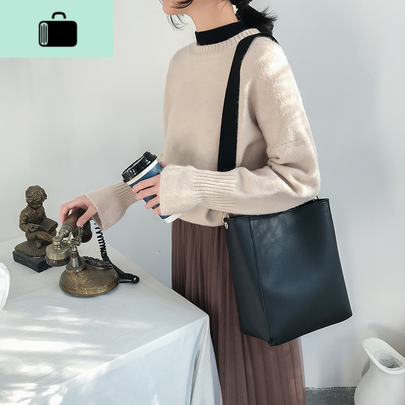 港风单肩大包包女2020新款百搭宽带水桶包手提斜挎包大容量子母包NEW LAKE女斜挎包
