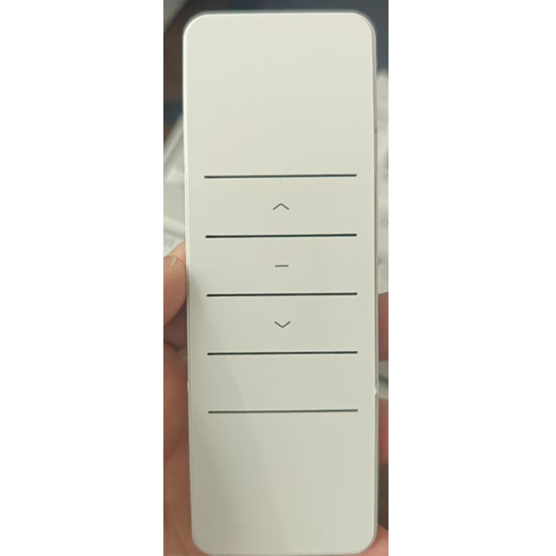 小窝厘电动窗帘遥控器高清大图