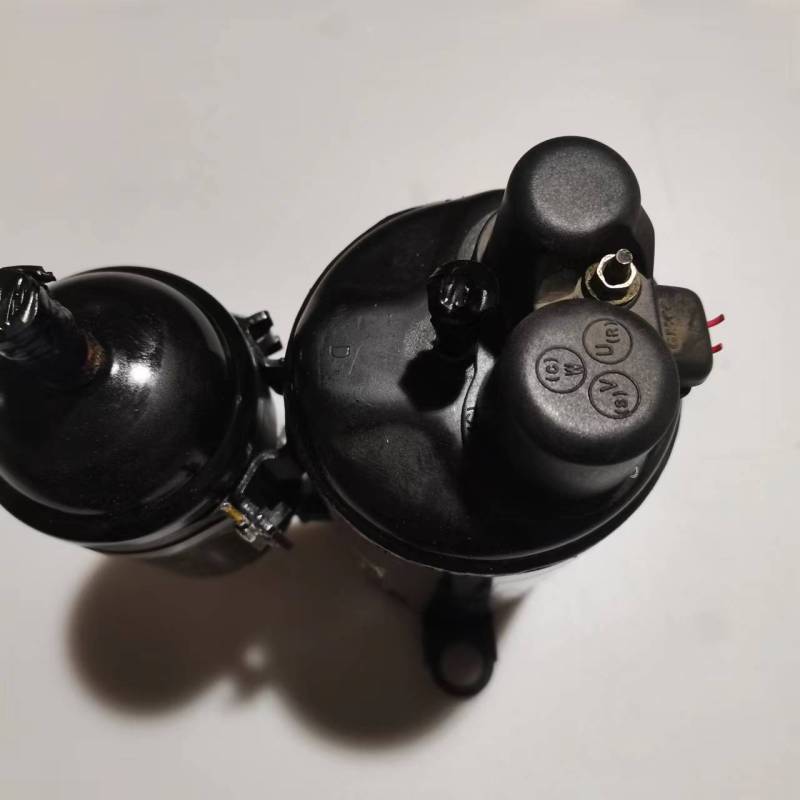 帮客材配 全新原件 P0970097957 压缩机 HSM211V2UFT 新科ZAW35FC63BB1 收前务必验货高清大图