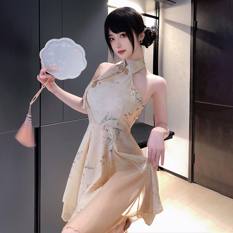 霏慕性感情趣内衣新中式A字露臀印花旗袍盘扣复古露背挂脖立领女式情趣睡衣6246高清大图