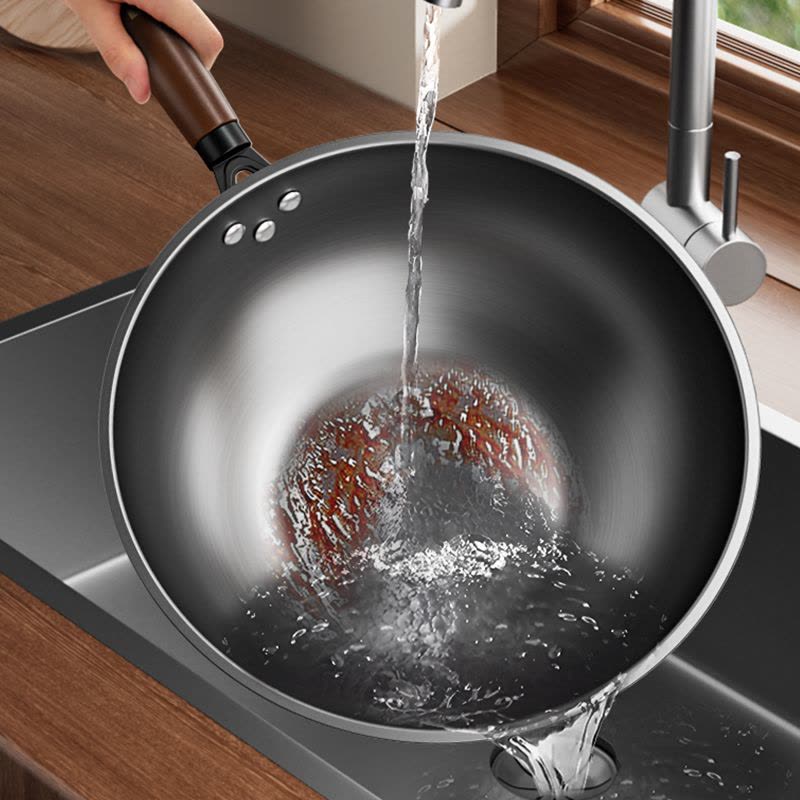 康巴赫无涂层深氮极铁锅图片