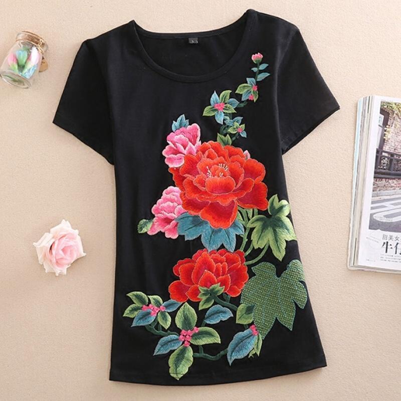 夏季民族风复古刺绣花大码t恤女宽松圆领上衣短袖体恤衫