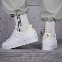 Adidas/阿迪达斯三叶草 男鞋舒适低帮贝壳头运动休闲鞋 FV8311