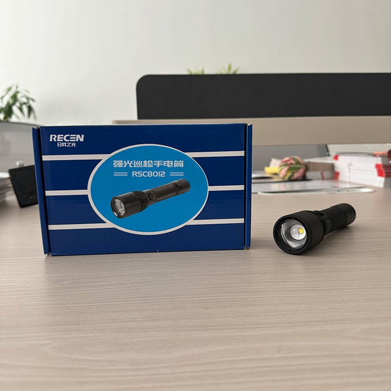 RECEN 强光巡检手电筒 RSC8012 个高清大图