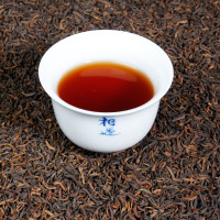 云南普洱熟茶 陈香 5-10年散茶 勐海大树普洱金芽500克茶叶罐装
