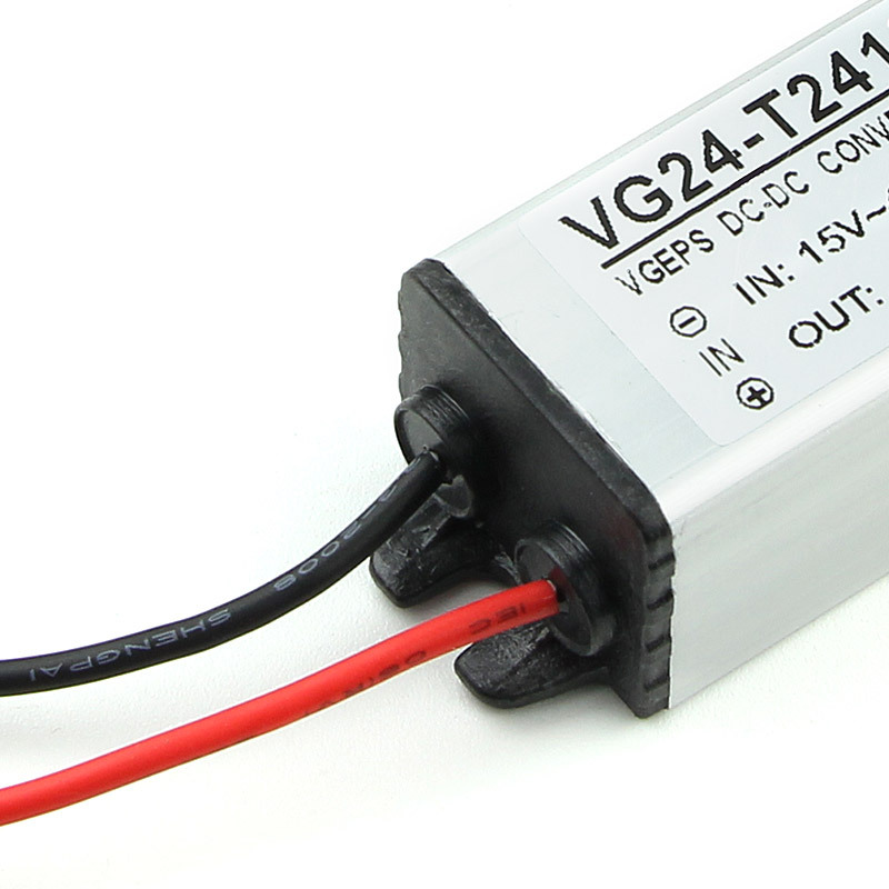 鹿途 24V转12V降压器2A/24W 货车大巴车车载影音倒车影像低音炮改装电源转换器直流模块