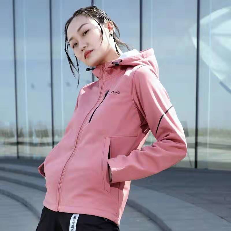探路者-外套女款