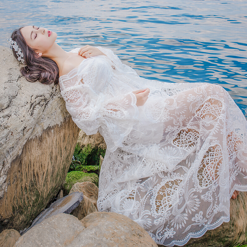 文艺复古一字领蕾丝宽松礼服长裙白色镂空大摆仙女写真度假沙滩裙白色