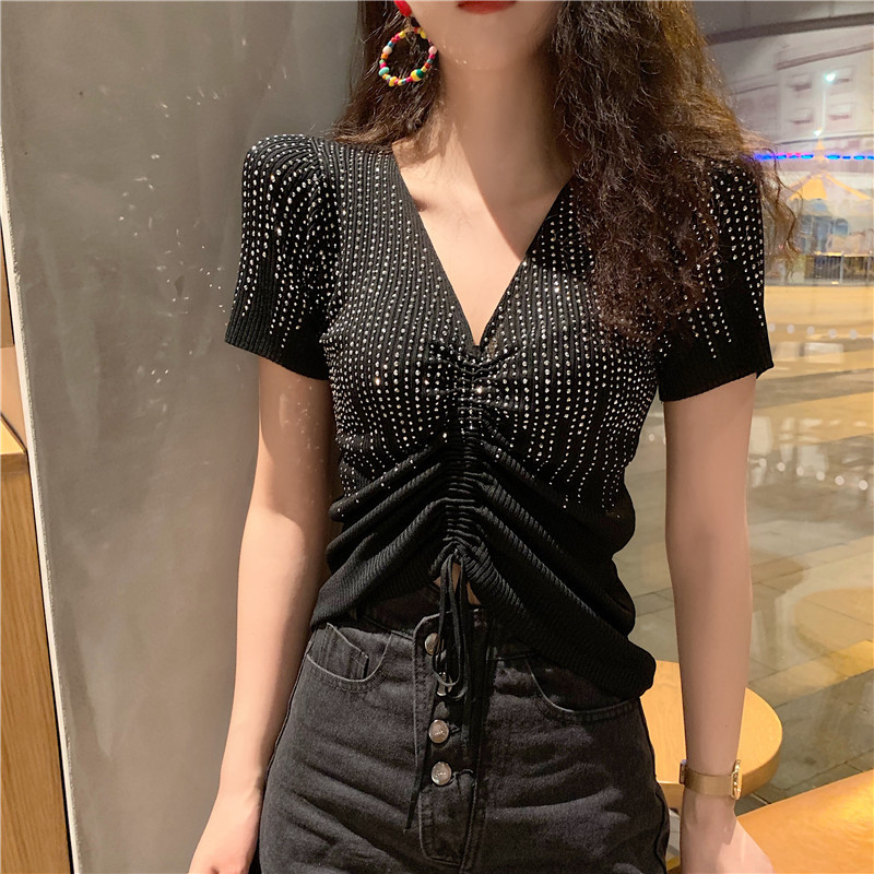 艳如飞很仙V领夏季薄款洋气烫钻冰丝针织衫心机上衣抽绳系带短袖T恤小众T恤