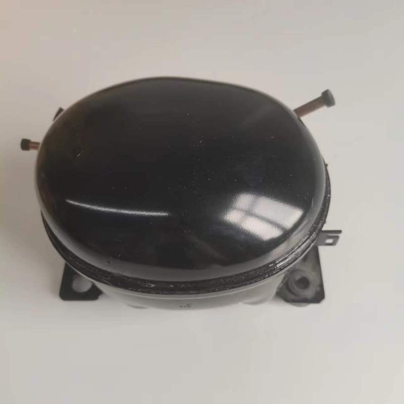 帮客材配 全新原件 P0970101110伊莱克斯冰箱ESE5919GB压缩机 VTH1116Y 小脚 收前验货高清大图