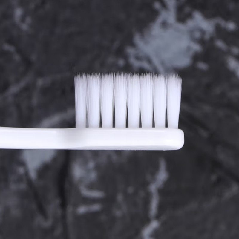 纳美 极简生活6016实惠装4支装牙刷 一板*192板/箱高清大图