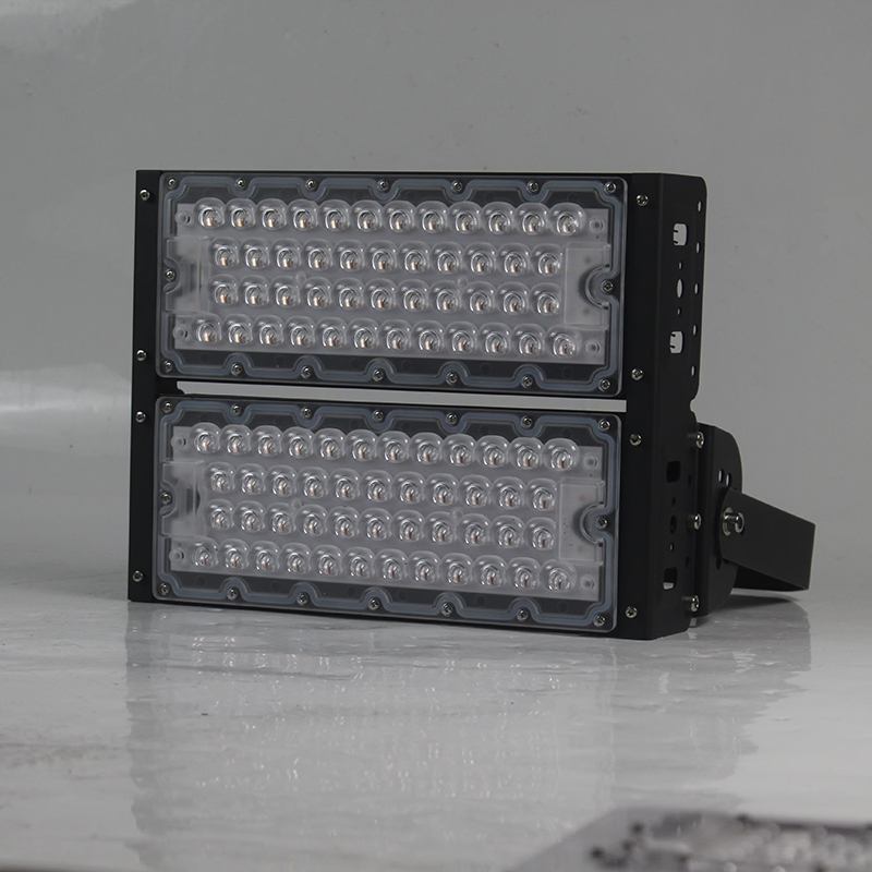 辉牛 投光灯 200W 个高清大图