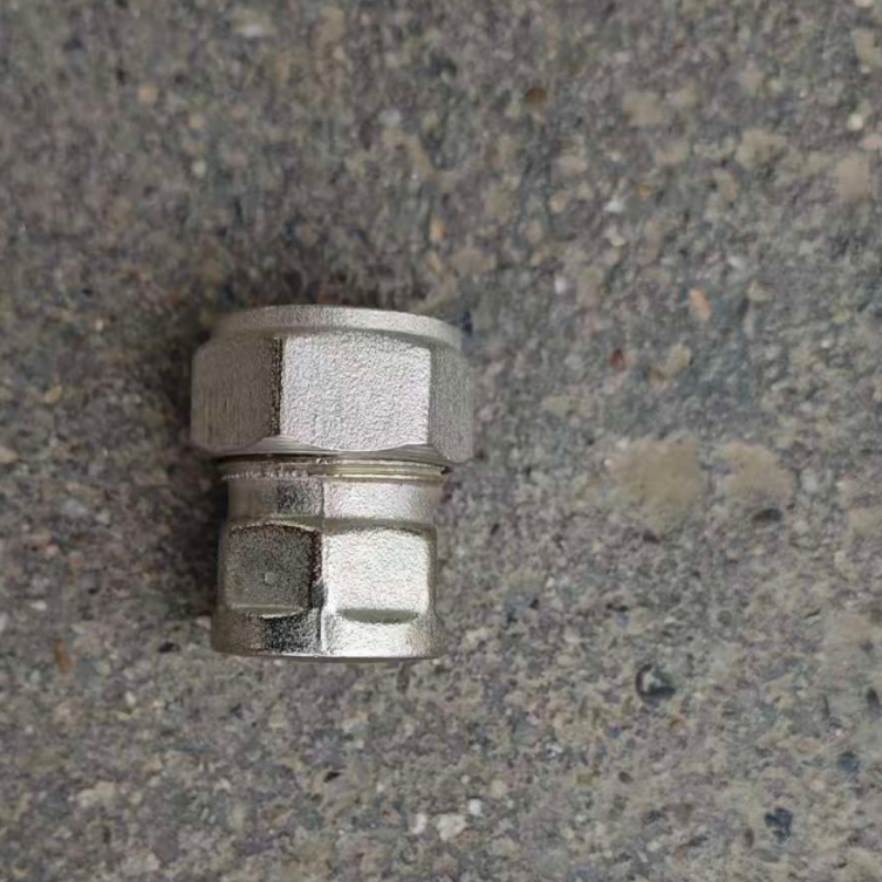 祝鑫 铝塑管铜直接 φ20mm 内丝+铝塑接头 个高清大图