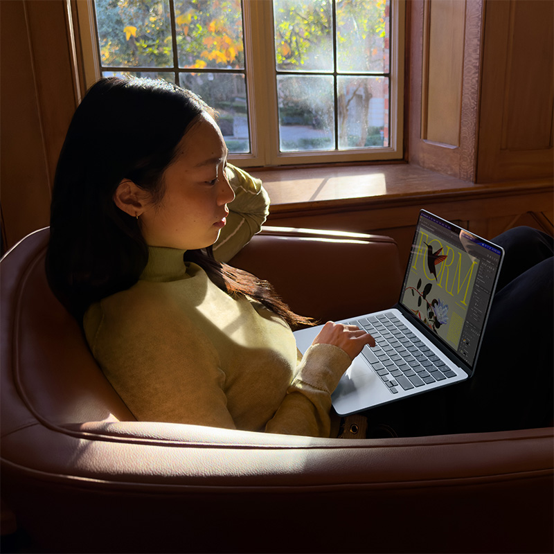 Apple MacBook Air 13英寸2026新款 M5 16G 512G 银色轻薄笔记本电脑高清大图