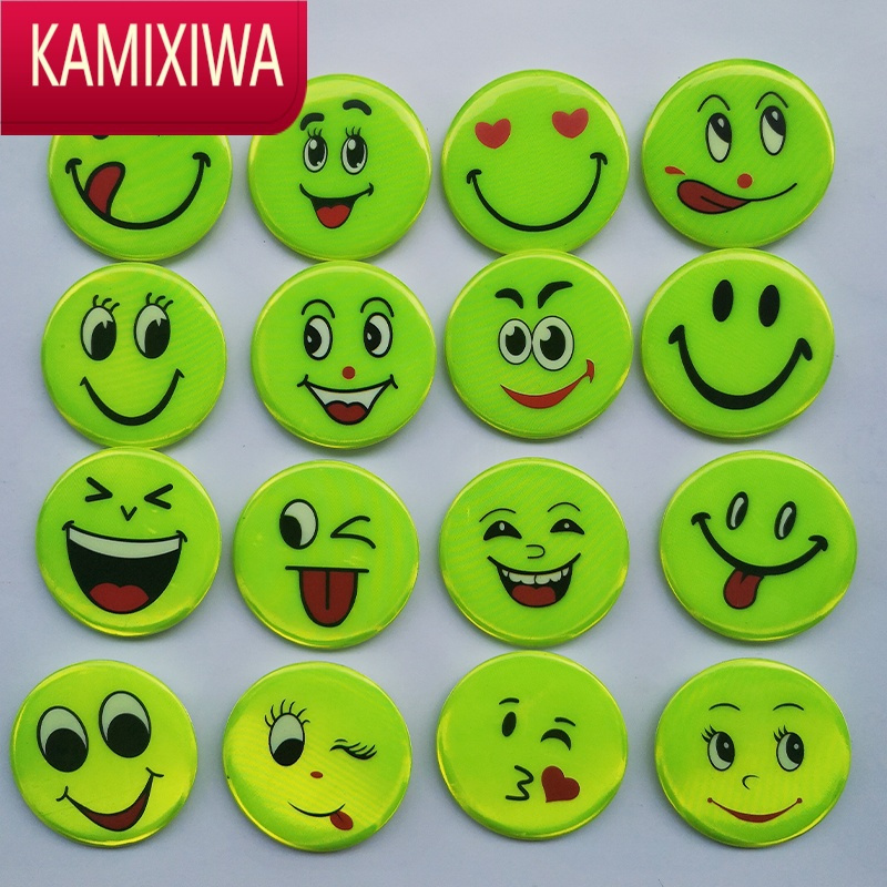 kamixiwa反光胸章儿童夜光胸牌书包安警示笑脸小徽章胸别针装饰挂件