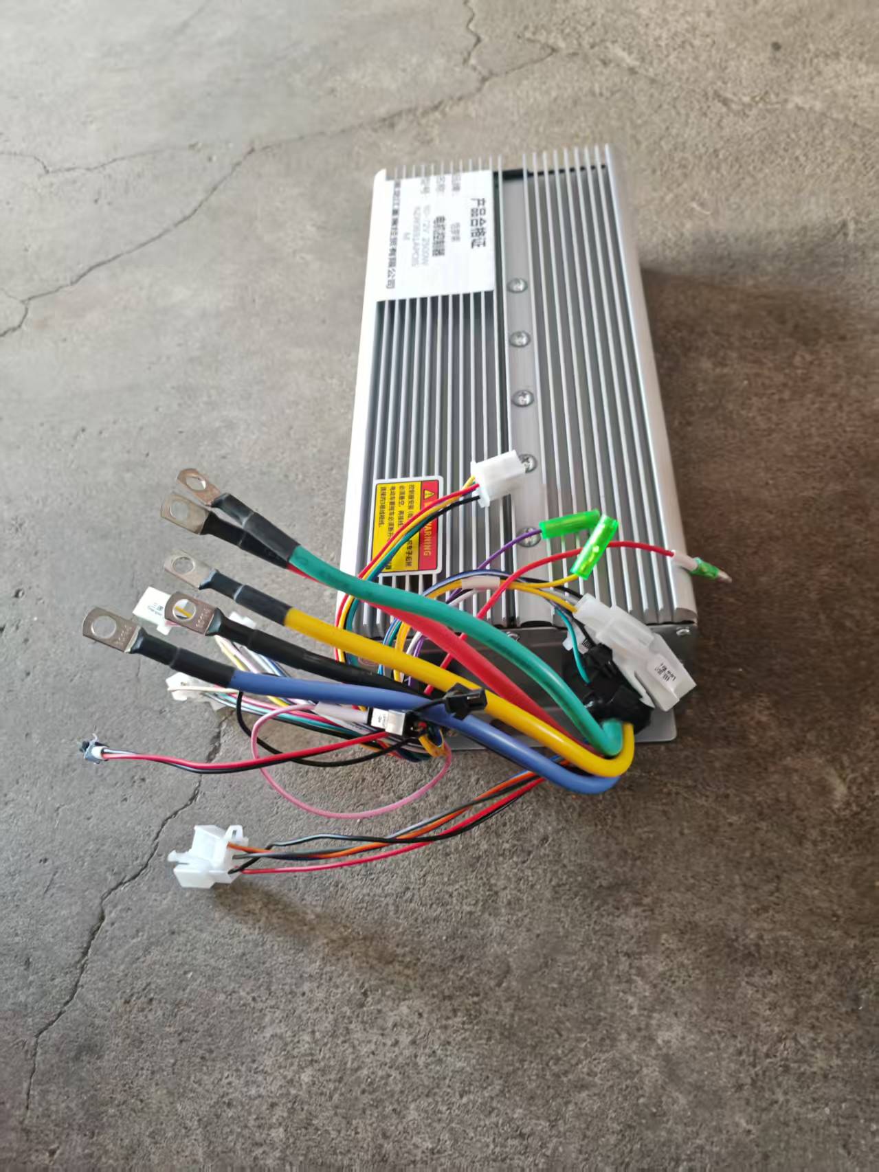 恬梦莱+电机控制器60-72V 2500W KZW3691APOISM高清大图