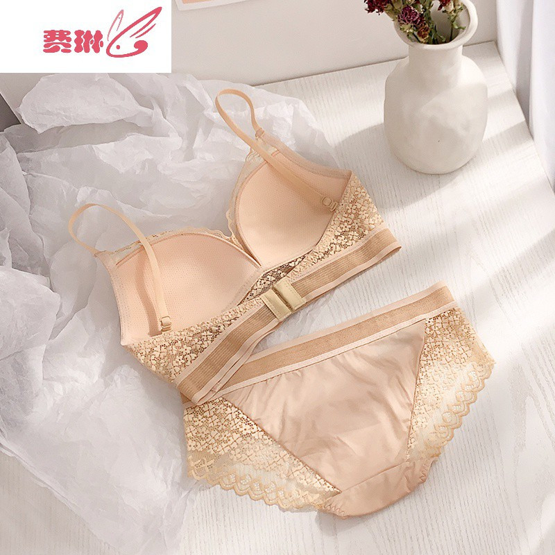内衣少女聚拢u型美背薄文胸套装无钢圈性感蕾丝学生日系费琳