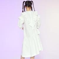 美特斯邦威连衣裙女荷叶领2021新款春季半袖收腰白色连衣裙243415