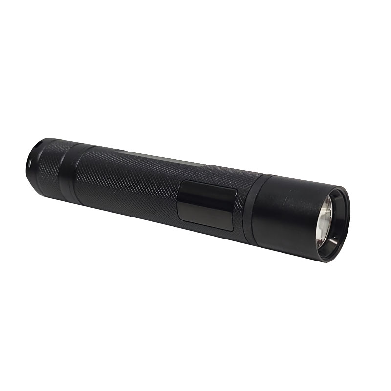 LHDQ 领航电器 微型强光电筒 LH7600G/L 3W 3.7V 续航8h 冷光6000K IP66