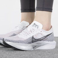 耐克(NIKE)女子碳板鞋VAPORFLY NEXT3 马拉松公路竞速跑步鞋