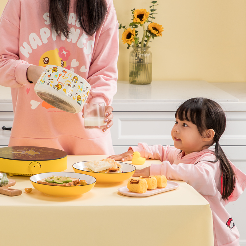 炊大皇小黄鸭联名奶锅