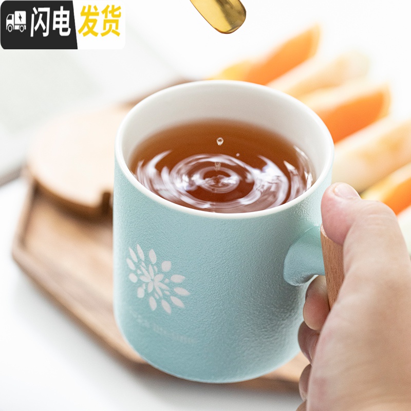 三维工匠创意情侣款杯子一对ins北欧风咖啡杯家用马克杯红色陶瓷刻字水杯高清大图