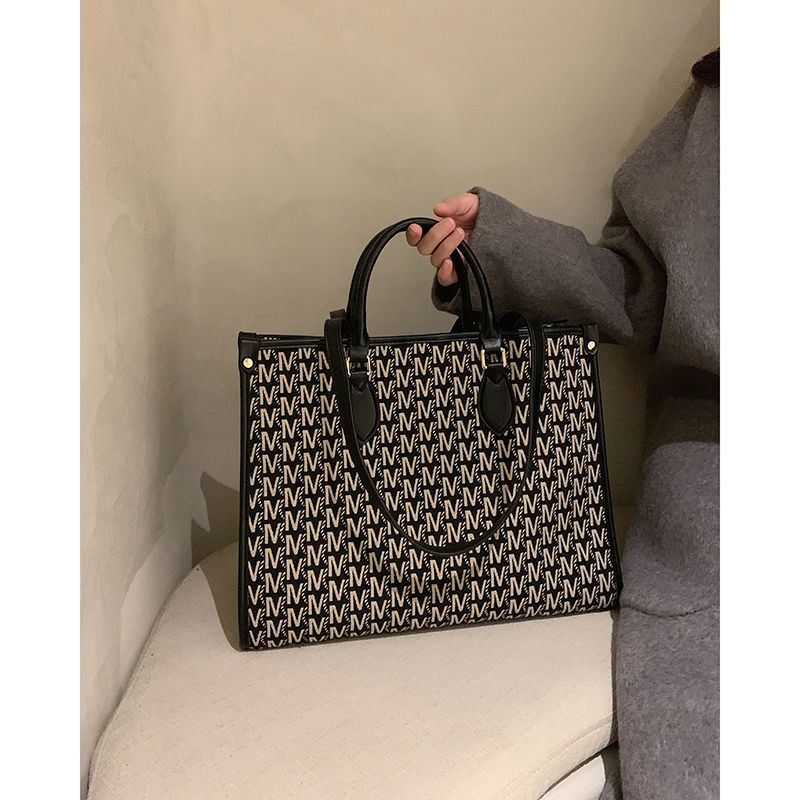 小mk法国miocrakoly奥德赛托特包包女大容量手提单肩包时尚大包小包