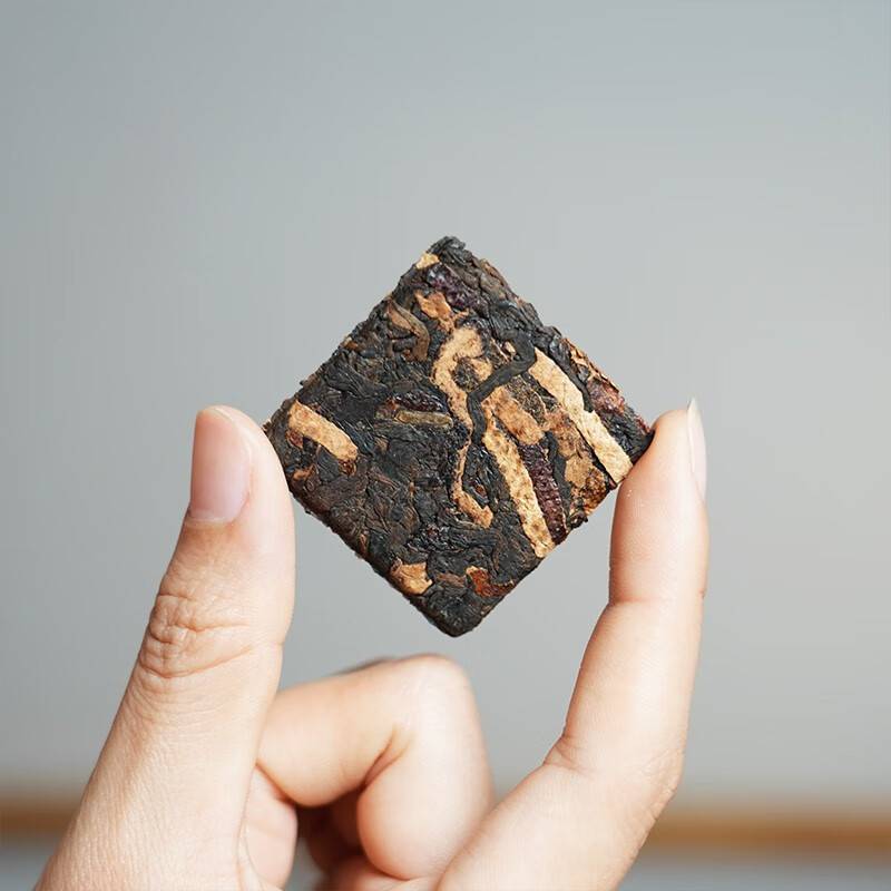 云鼎皇罐高山绿茶特级精选天然清香原叶滋味鲜爽回甘高清大图
