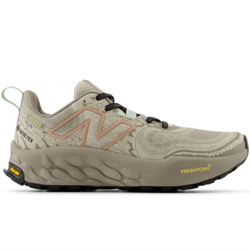 新百伦(New Balance)女款户外休闲鞋防水透气舒适轻量跑步鞋柔软 Beige 40.5
