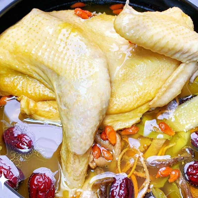 鲜飨 竹林漫步清远走地鸡礼盒 1kg高清大图