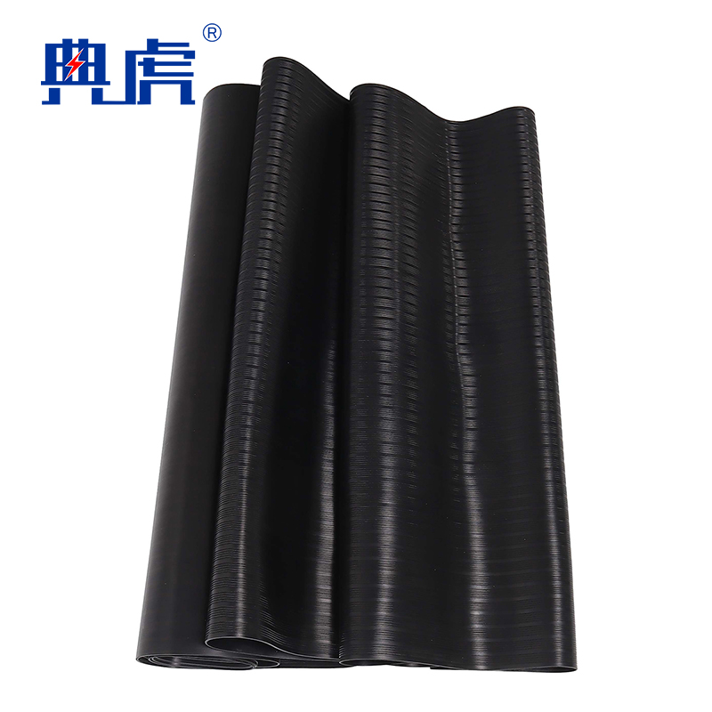 典虎 绝缘橡胶板 黑色条纹5mm*1.5m*5m 10kv 卷高清大图
