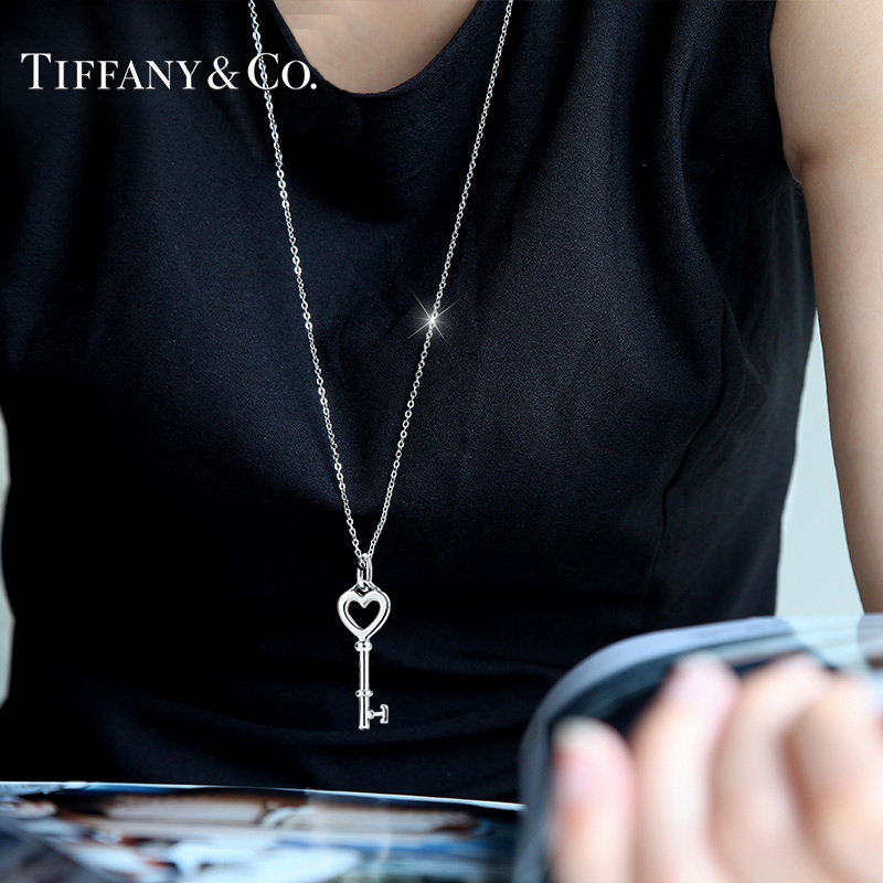 TIFFANY&CO.女士项链轻奢饰品925银项链爱心钥匙吊坠项链高清大图