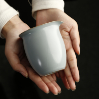 戴云品格 汝窑茶具公道杯陶瓷功夫茶具配件分茶器倒茶器汝瓷茶海家用礼品 原矿冬青釉屹立公道杯