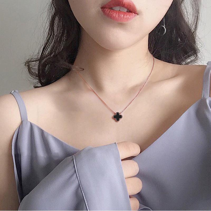 韩版时尚18K玫瑰金色黑色四叶项链女短锁骨链装饰坠刻字礼物送女朋友老婆生日礼物送女朋友七夕情人节礼物