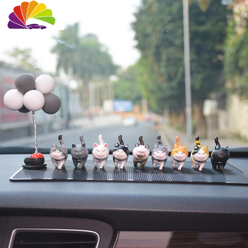 舒适主义汽车摆件创意卡通公仔车载可爱仿真猫咪车内饰品车上中控台