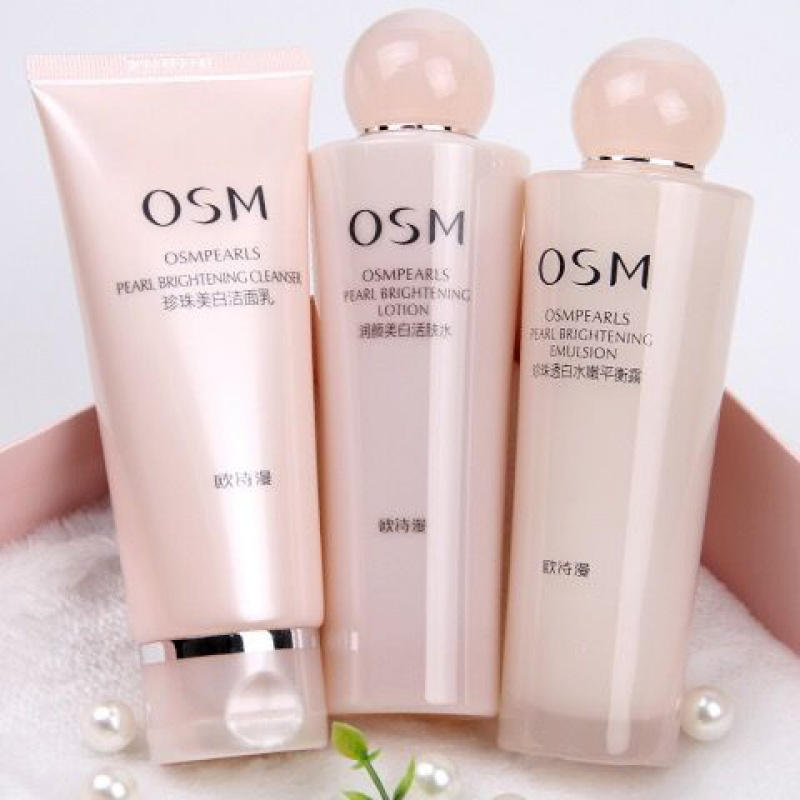 [优先发货]欧诗漫套装正品 营养美肤淡斑补水保湿洗面奶水乳女士学生 四件套+珍珠白BB