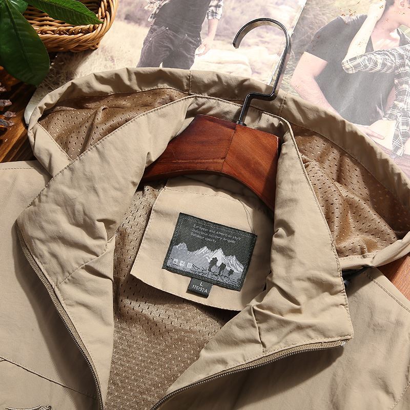 男士夹克春秋速干防风登山服可脱卸帽男装休闲外套轻质大码运动服