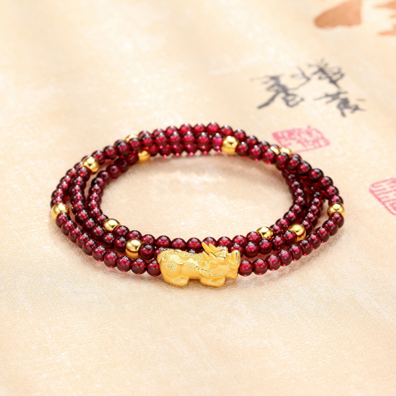 潮宏基貔貅串12珠足金手链黄金手绳串珠石榴石手串手饰zq