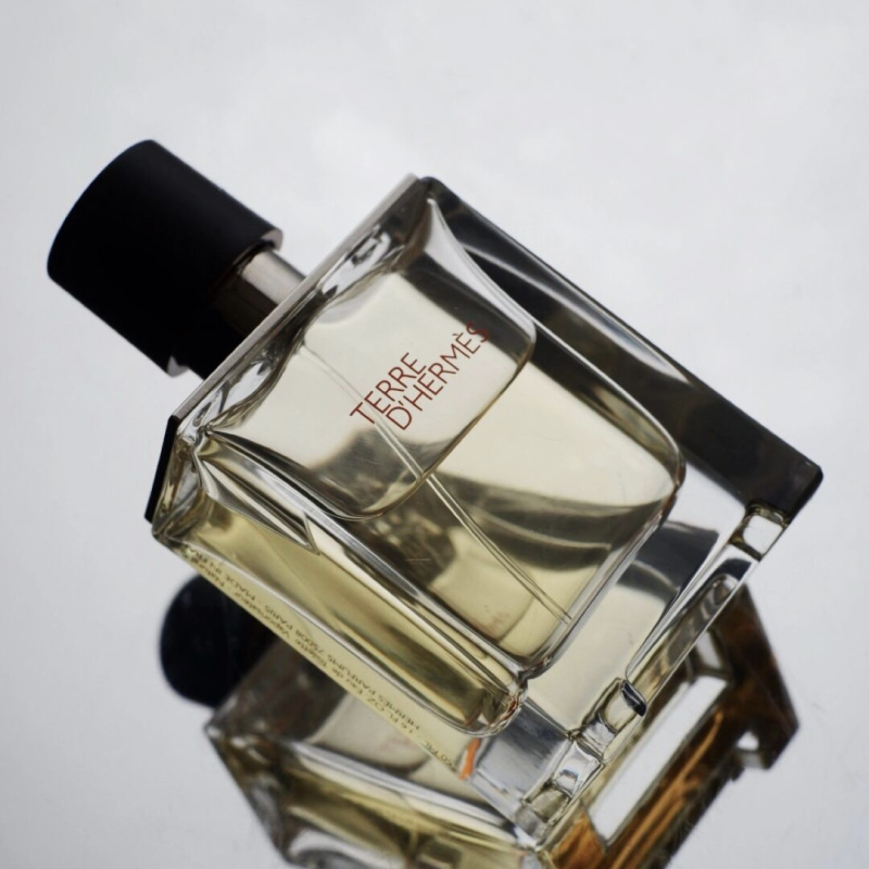 爱马仕(HERMES)大地淡香水100ml 持久淡香木质香调男士礼物
