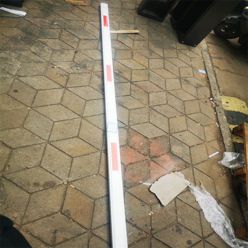 智铁道闸杆ZTDZ-0103个