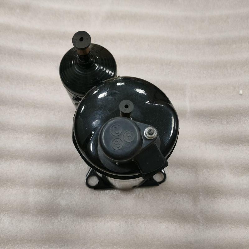 帮客材配 全新原件 P0970097069 压缩机 HSM150V5UDZ ASH- 26DH3收前验货高清大图